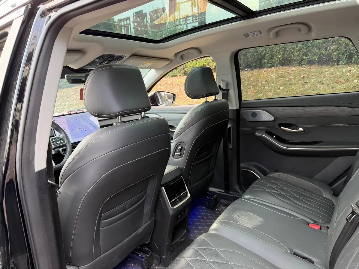 2023 Chery Tiggo 9 2.0T 261HP L4 8AT,autocango,china used car exporter,china ev exporter,chinese used car exporter,chinese used ev exporter