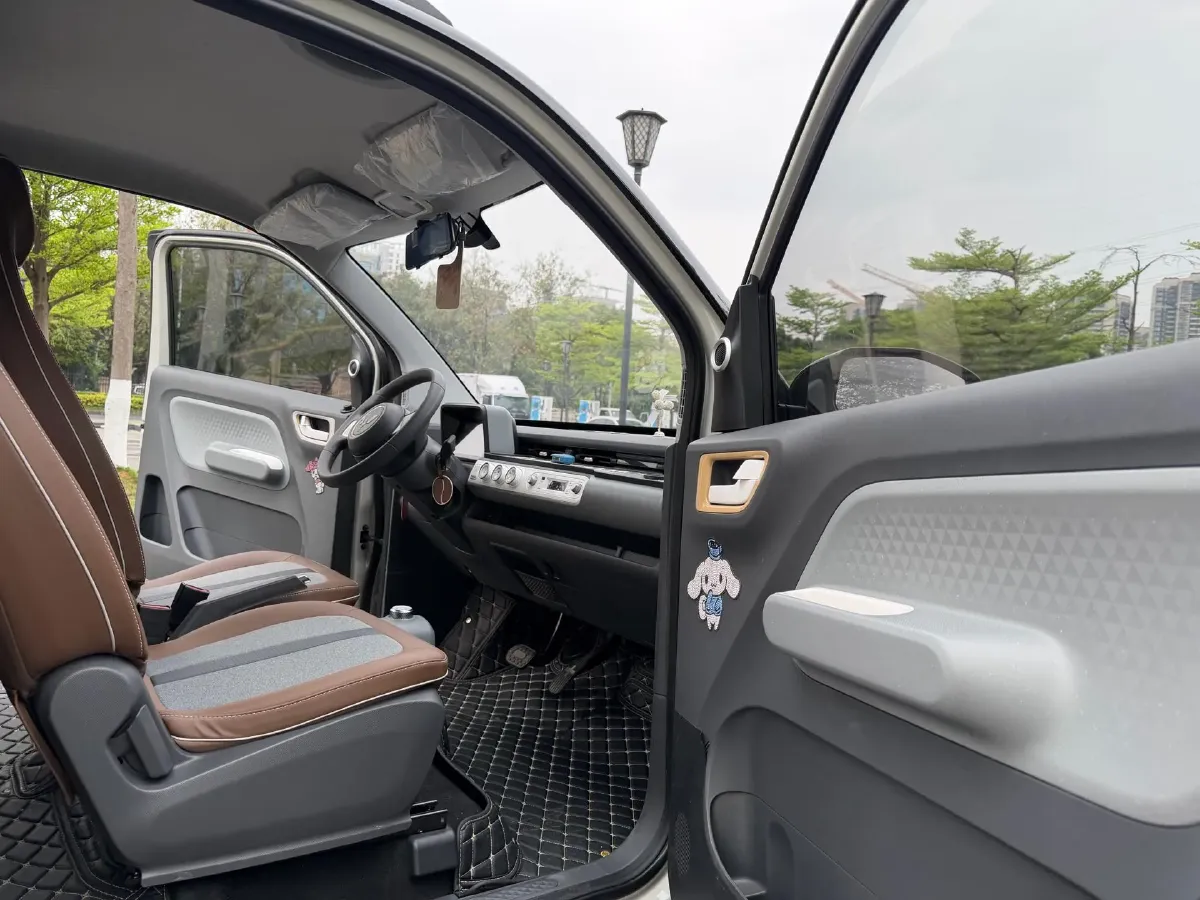 2022 WuLing HongGuang MINI EV BEV 17.3KWH,autocango,china used car exporter,china ev exporter,chinese used car exporter,chinese used ev exporter