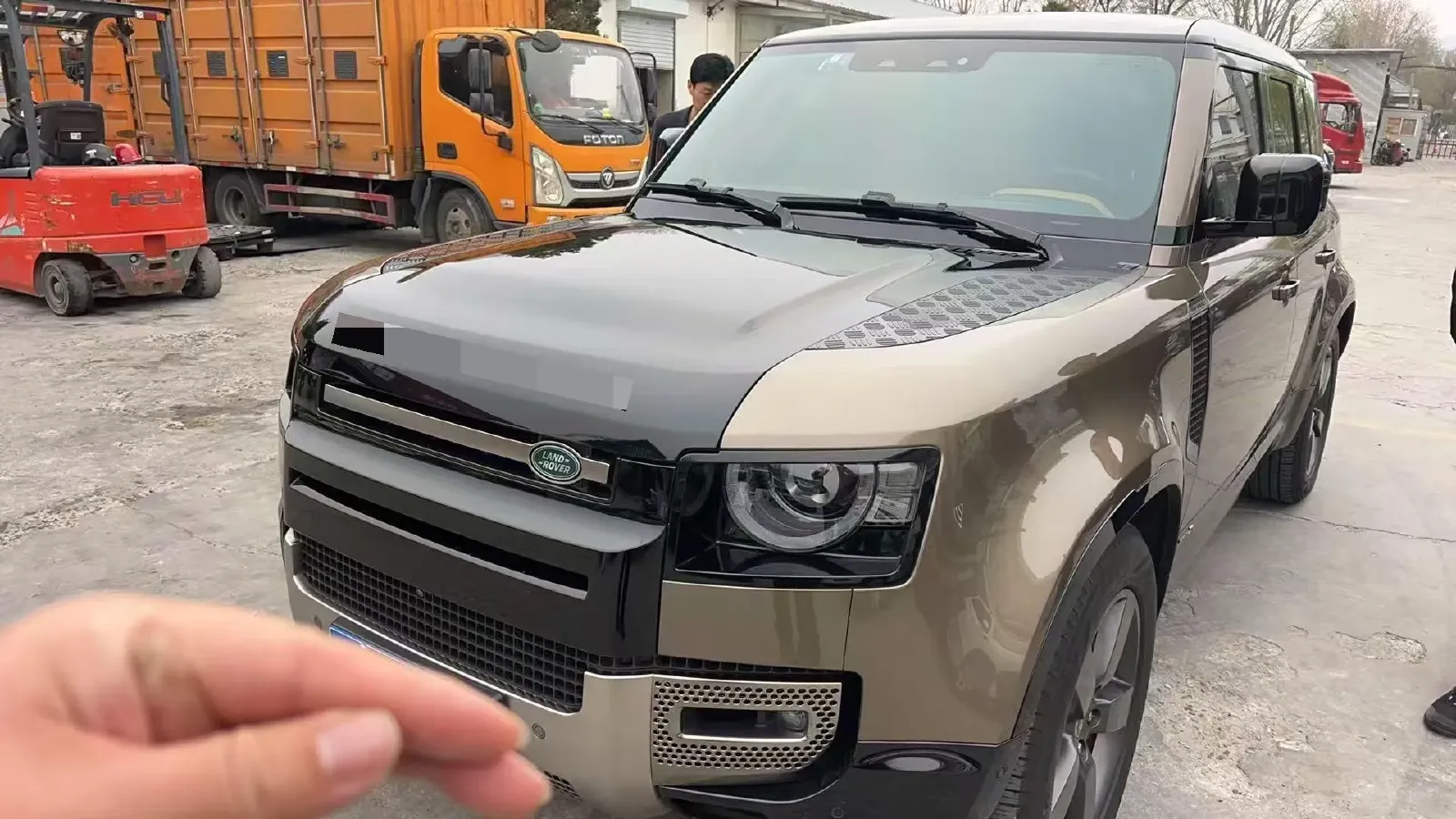 2020 Land Rover Defender 3.0T 400HP L6 8AT,autocango,china used car exporter,china ev exporter,chinese used car exporter,chinese used ev exporter