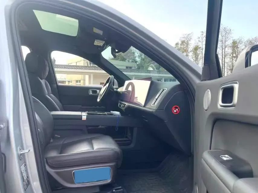 2022 Li L9 Range Extended 154HP REEV 42.6KWH,autocango,china used car exporter,china ev exporter,chinese used car exporter,chinese used ev exporter