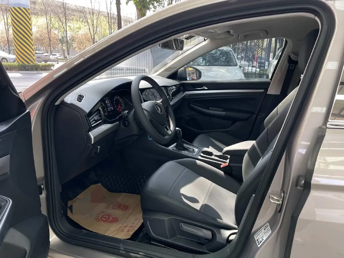 2020 Volkswagen Bora 1.5L 113HP L4 6AT,autocango,china used car exporter,china ev exporter,chinese used car exporter,chinese used ev exporter