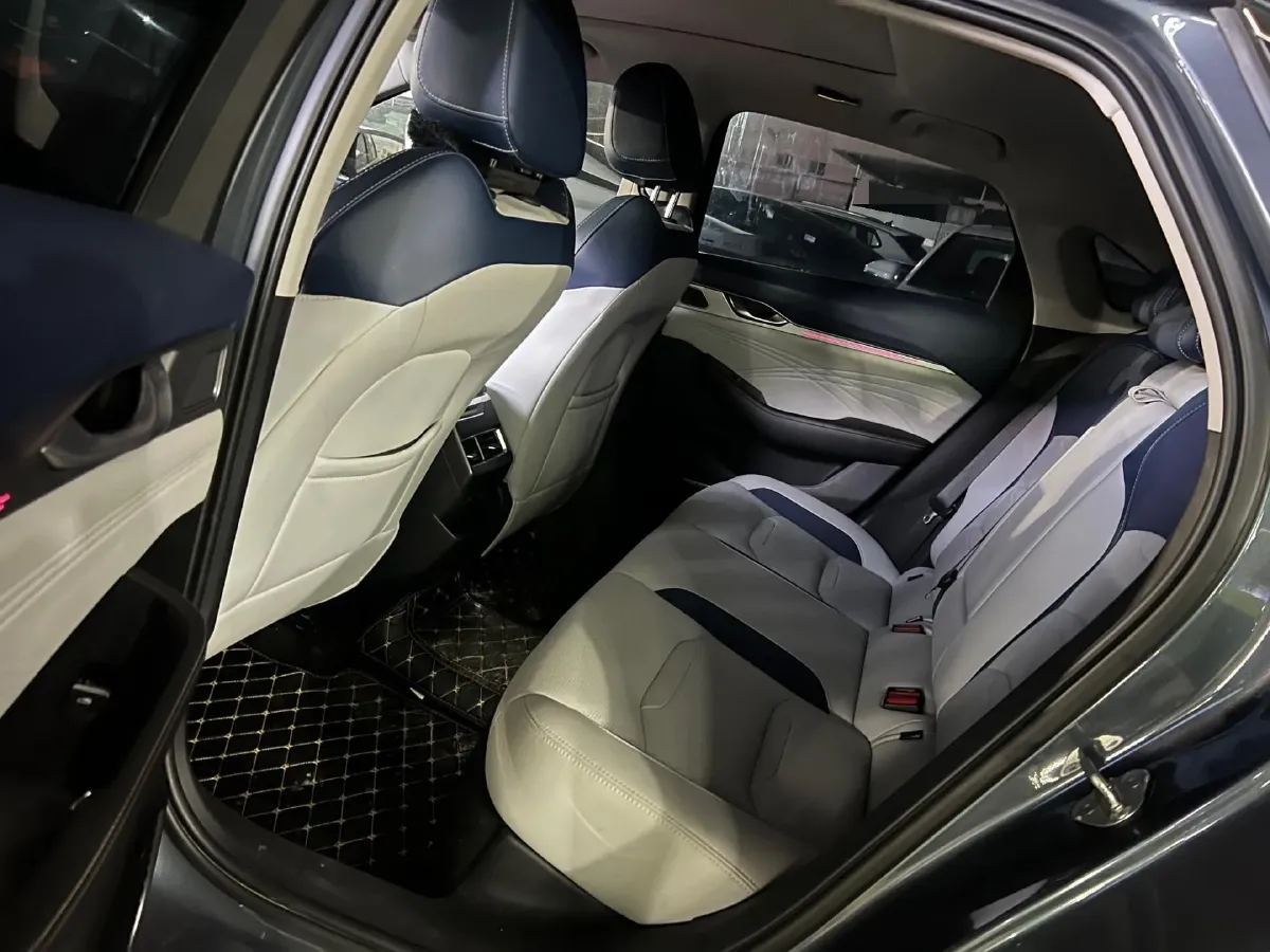 2021 Geely Preface 2.0T 190HP L4 7DCT,autocango,china used car exporter,china ev exporter,chinese used car exporter,chinese used ev exporter