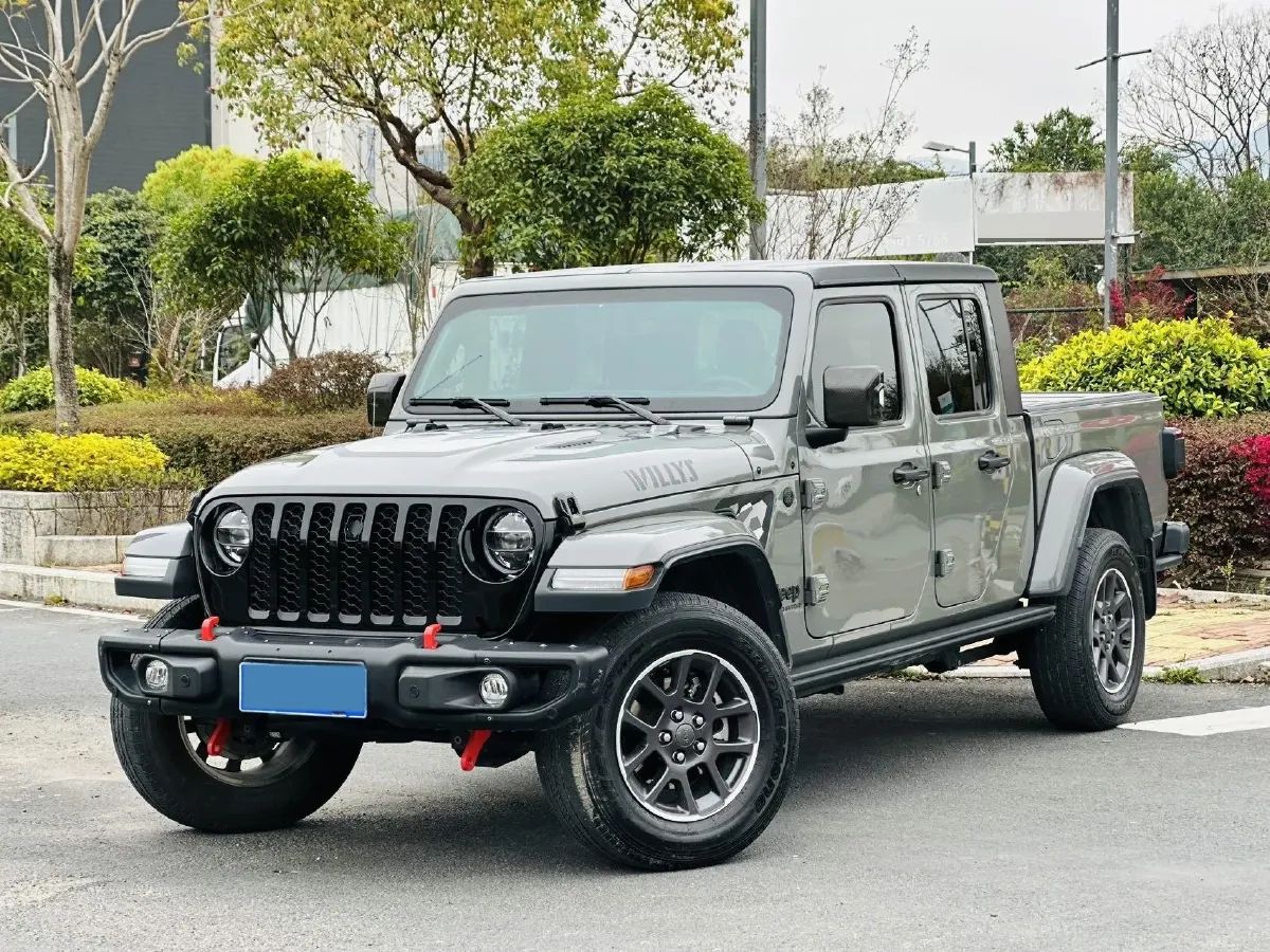 2022 Jeep Gladiator 3.6L 284HP V6 8AT,autocango,china used car exporter,china ev exporter,chinese used car exporter,chinese used ev exporter