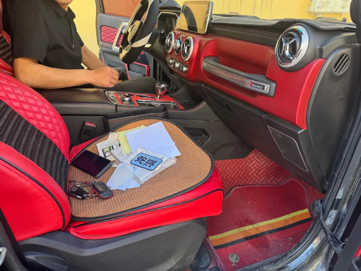 2018 Beijing BJ40 2.3T 250HP L4 6AT,autocango,china used car exporter,china ev exporter,chinese used car exporter,chinese used ev exporter