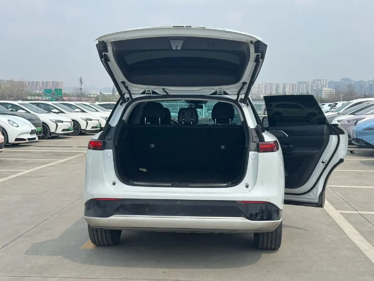 2022 Xpeng G9 BEV 78.2KWH,autocango,china used car exporter,china ev exporter,chinese used car exporter,chinese used ev exporter