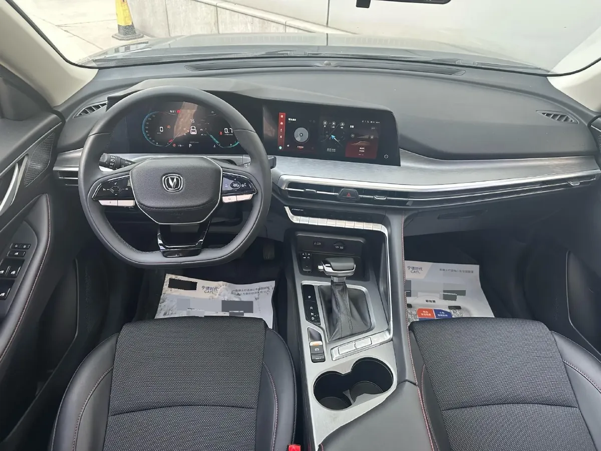 2023 ChangAn CS35 Plus 1.4T 160HP L4 7DCT,autocango,china used car exporter,china ev exporter,chinese used car exporter,chinese used ev exporter