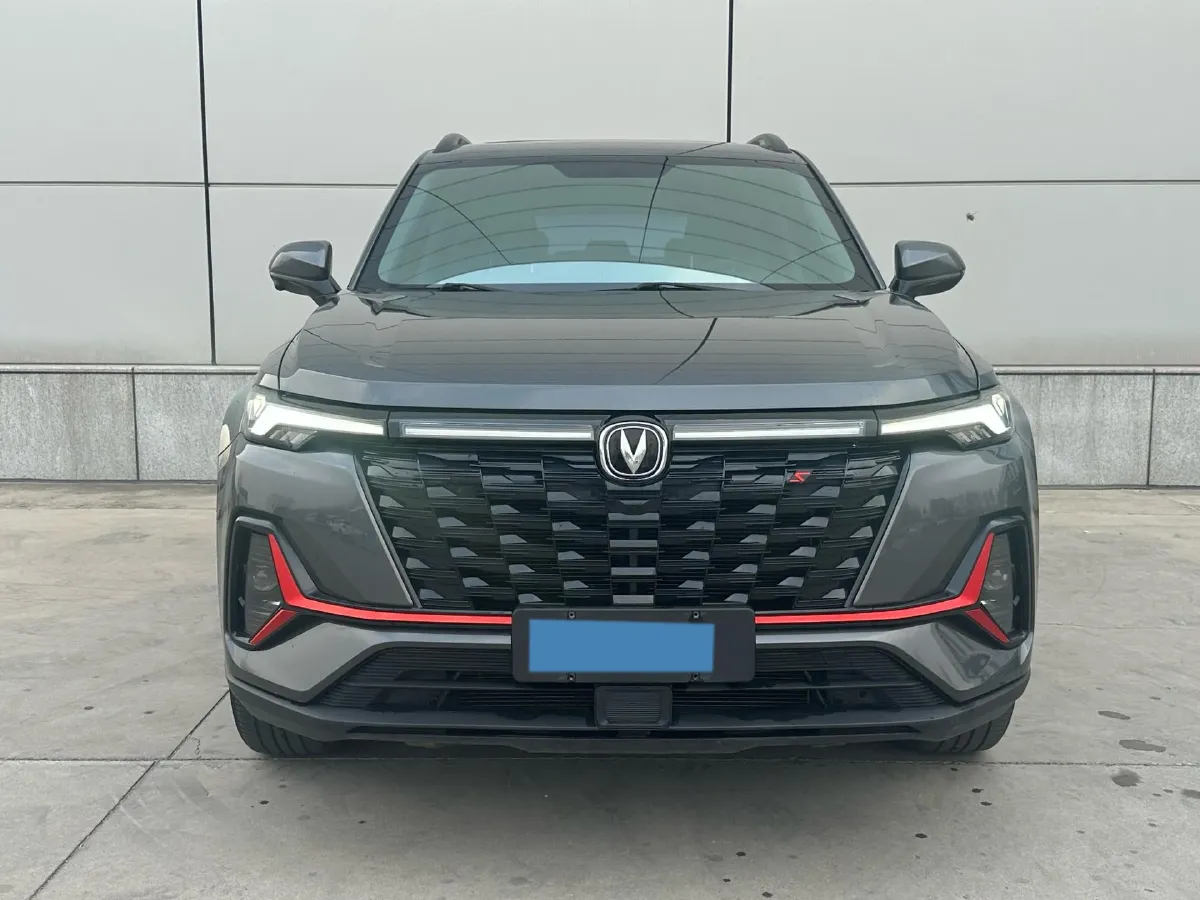 2023 ChangAn CS35 Plus 1.4T 160HP L4 7DCT,autocango,china used car exporter,china ev exporter,chinese used car exporter,chinese used ev exporter
