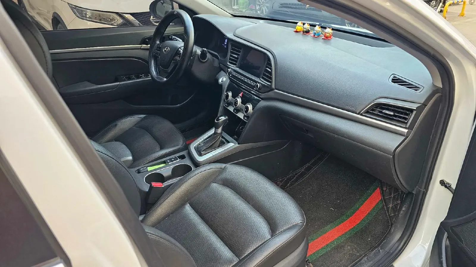 2019 Hyundai Elantra 1.5L 115HP L4 CVT,autocango,china used car exporter,china ev exporter,chinese used car exporter,chinese used ev exporter