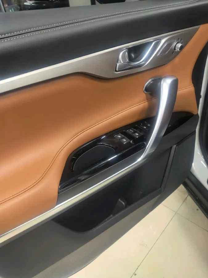 2019 ChangAn CS95 2.0T 233HP L4 6AT,autocango,china used car exporter,china ev exporter,chinese used car exporter,chinese used ev exporter