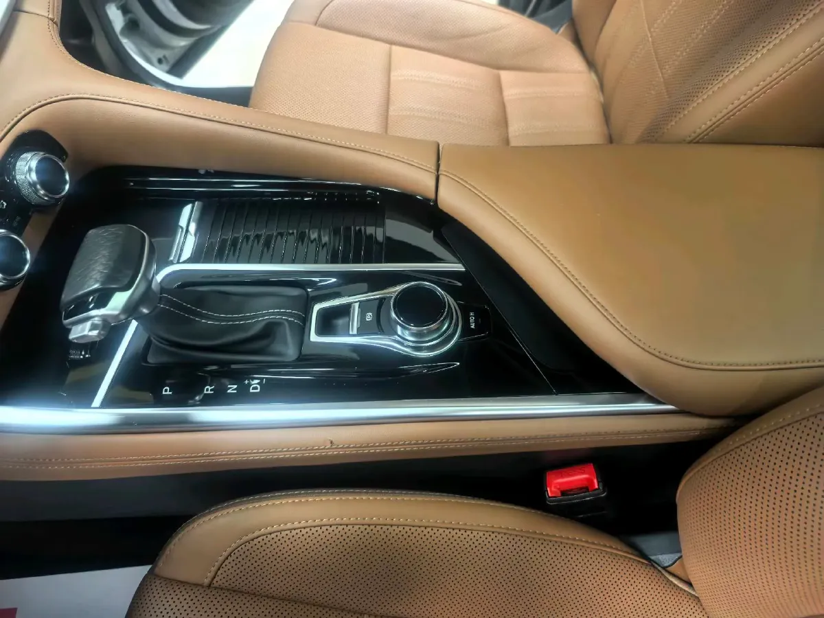 2019 ChangAn CS95 2.0T 233HP L4 6AT,autocango,china used car exporter,china ev exporter,chinese used car exporter,chinese used ev exporter