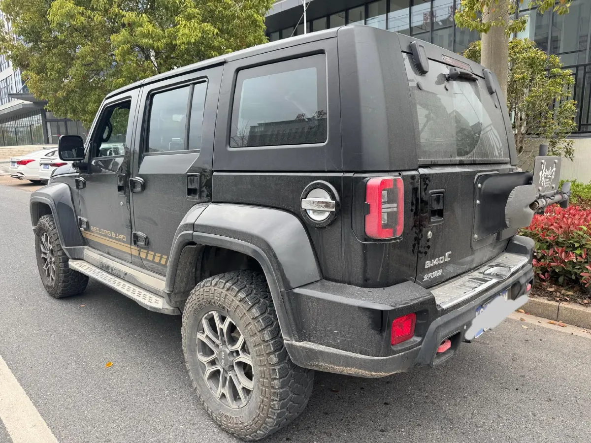 2024 Beijing BJ40 2.0T 224HP L4 8AT,autocango,china used car exporter,china ev exporter,chinese used car exporter,chinese used ev exporter