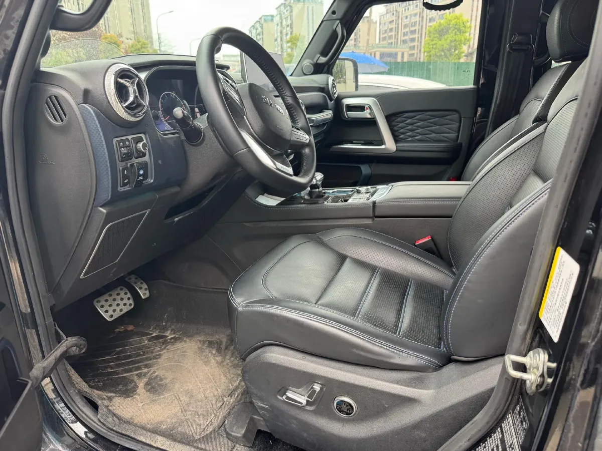 2024 Beijing BJ40 2.0T 224HP L4 8AT,autocango,china used car exporter,china ev exporter,chinese used car exporter,chinese used ev exporter