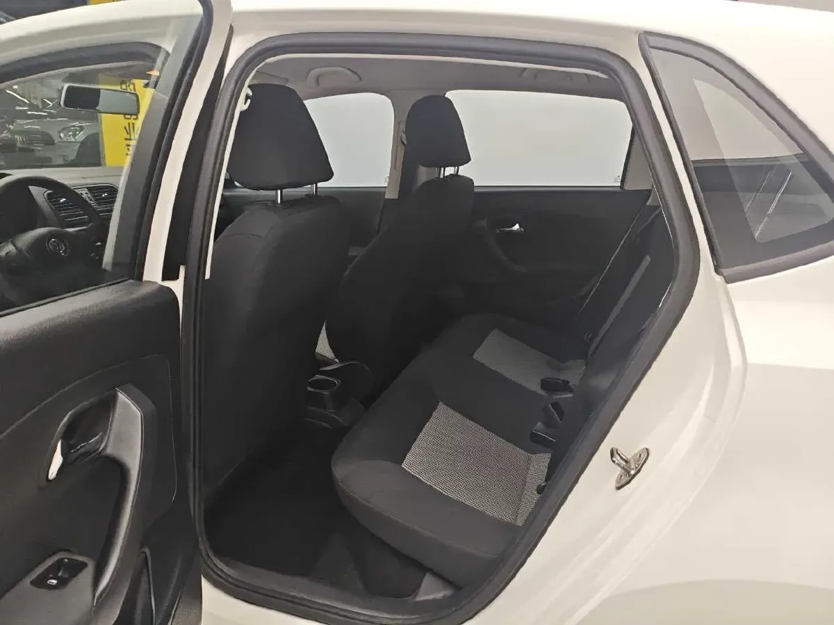 2016 Volkswagen Polo 1.4L 90HP L4 6AT,autocango,china used car exporter,china ev exporter,chinese used car exporter,chinese used ev exporter