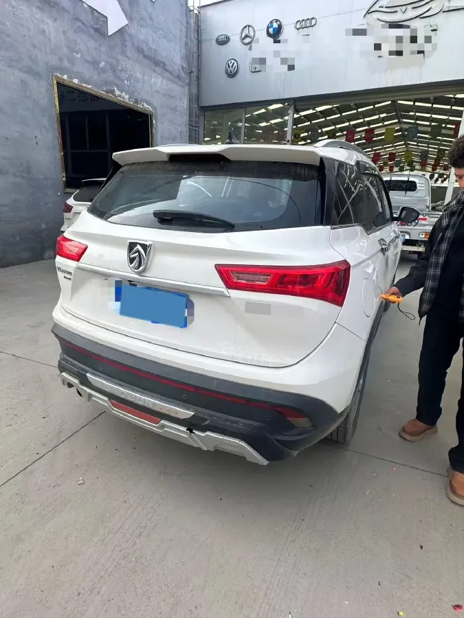 2019 BaoJun 530 1.5T 151HP L4 CVT,autocango,china used car exporter,china ev exporter,chinese used car exporter,chinese used ev exporter
