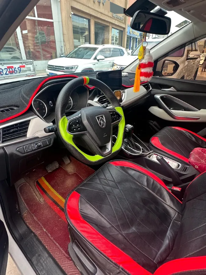 2019 BaoJun 530 1.5T 151HP L4 CVT,autocango,china used car exporter,china ev exporter,chinese used car exporter,chinese used ev exporter