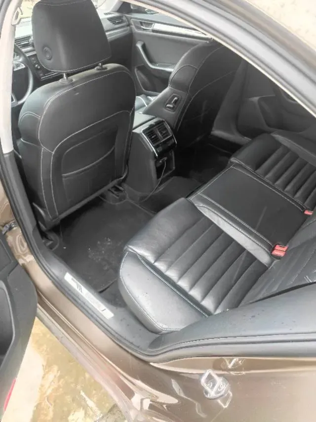 2018 Skoda Kodiak 1.8T 180HP L4 7DCT,autocango,china used car exporter,china ev exporter,chinese used car exporter,chinese used ev exporter