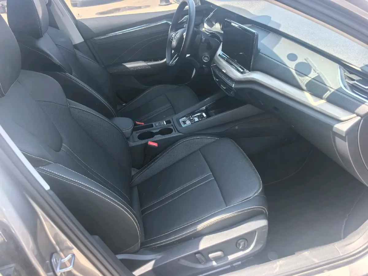 2021 Skoda Octavia 1.4T 150HP L4 7DCT,autocango,china used car exporter,china ev exporter,chinese used car exporter,chinese used ev exporter