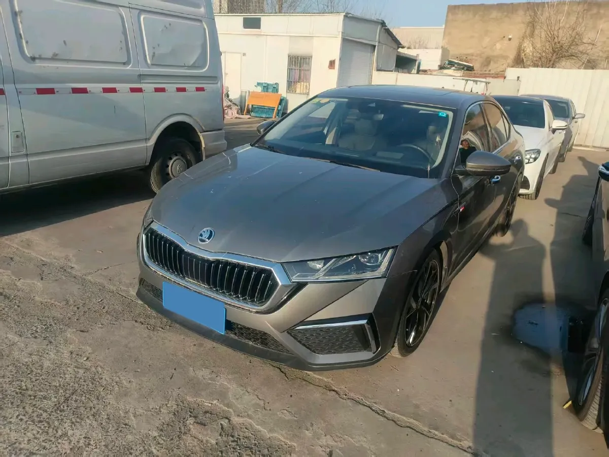 2021 Skoda Octavia 1.4T 150HP L4 7DCT,autocango,china used car exporter,china ev exporter,chinese used car exporter,chinese used ev exporter