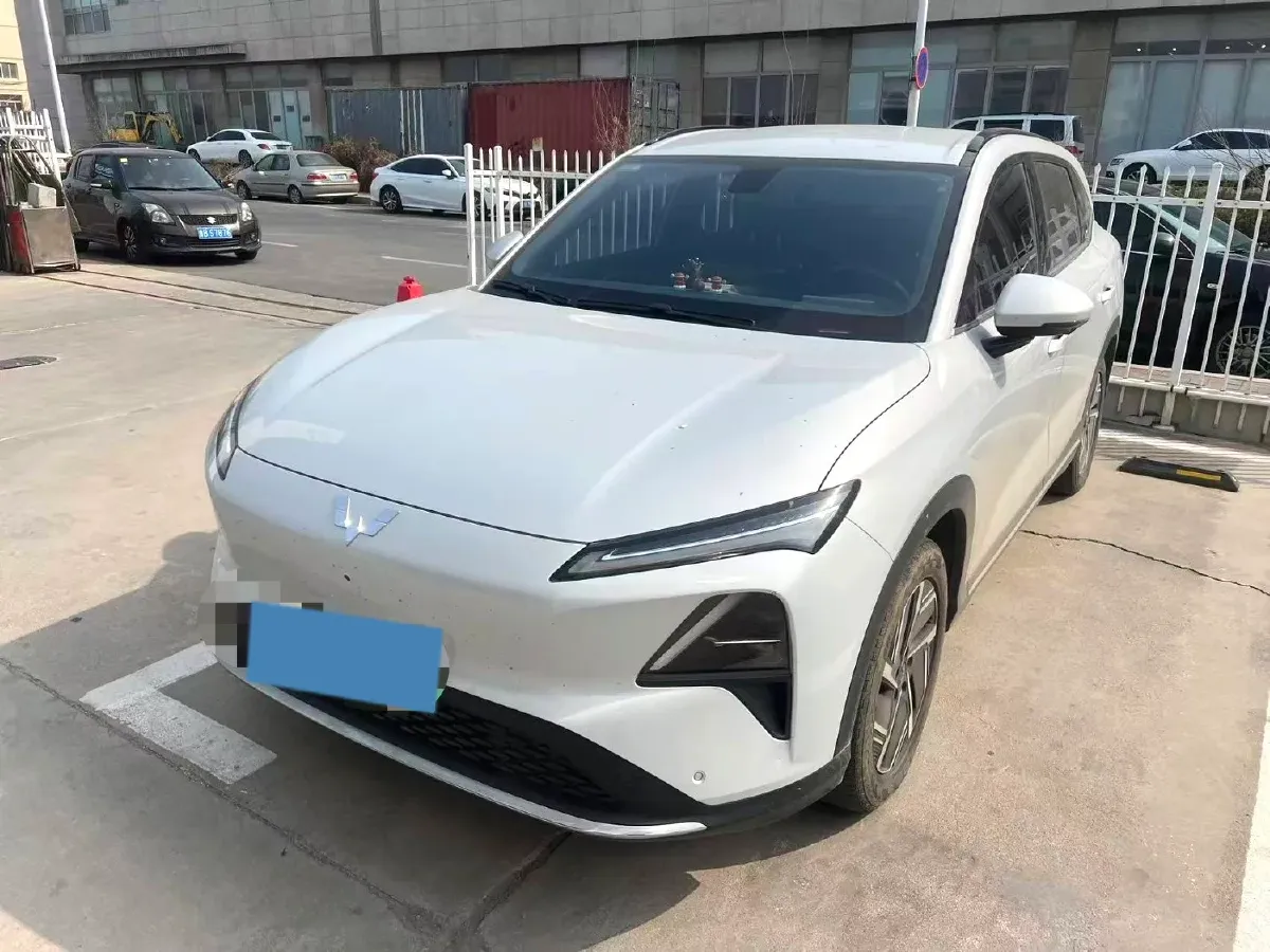 2024 WuLing XingGuangS BEV 60KWH,autocango,china used car exporter,china ev exporter,chinese used car exporter,chinese used ev exporter