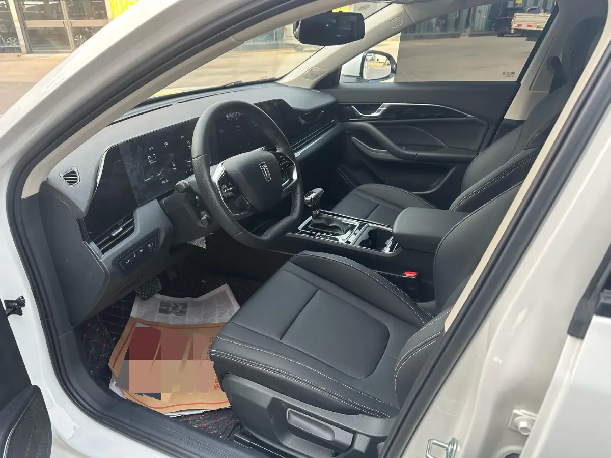 2023 Bestune B70 1.5T 169HP L4 7DCT,autocango,china used car exporter,china ev exporter,chinese used car exporter,chinese used ev exporter