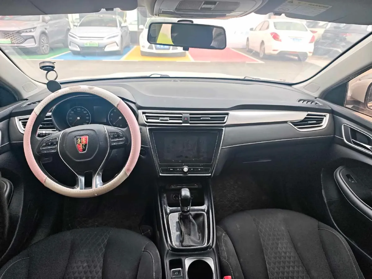 2019 Roewe i5 1.5L 120HP L4 CVT,autocango,china used car exporter,china ev exporter,chinese used car exporter,chinese used ev exporter