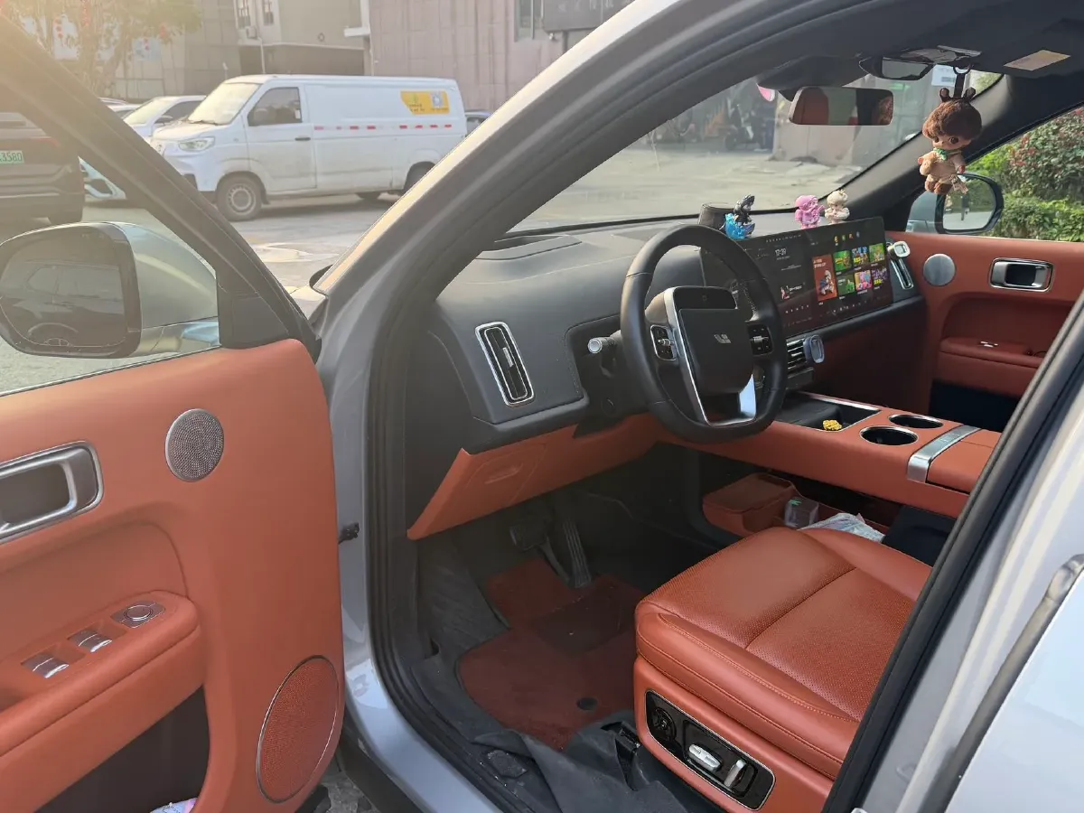 2022 Li L9 Range Extended 154HP REEV 42.6KWH,autocango,china used car exporter,china ev exporter,chinese used car exporter,chinese used ev exporter