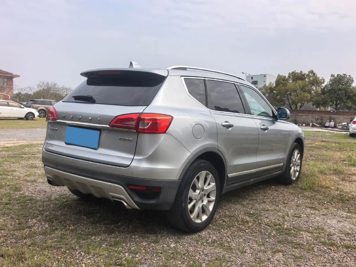2016 Mitsubishi Outlander 2.0L 166HP L4 CVT,autocango,china used car exporter,china ev exporter,chinese used car exporter,chinese used ev exporter