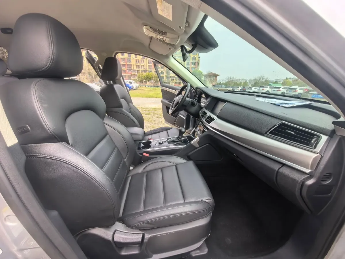 2016 Mitsubishi Outlander 2.0L 166HP L4 CVT,autocango,china used car exporter,china ev exporter,chinese used car exporter,chinese used ev exporter