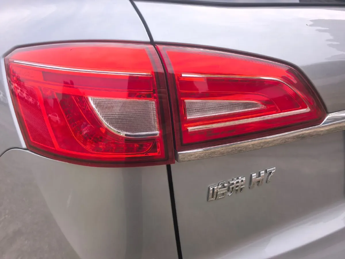 2016 Mitsubishi Outlander 2.0L 166HP L4 CVT,autocango,china used car exporter,china ev exporter,chinese used car exporter,chinese used ev exporter