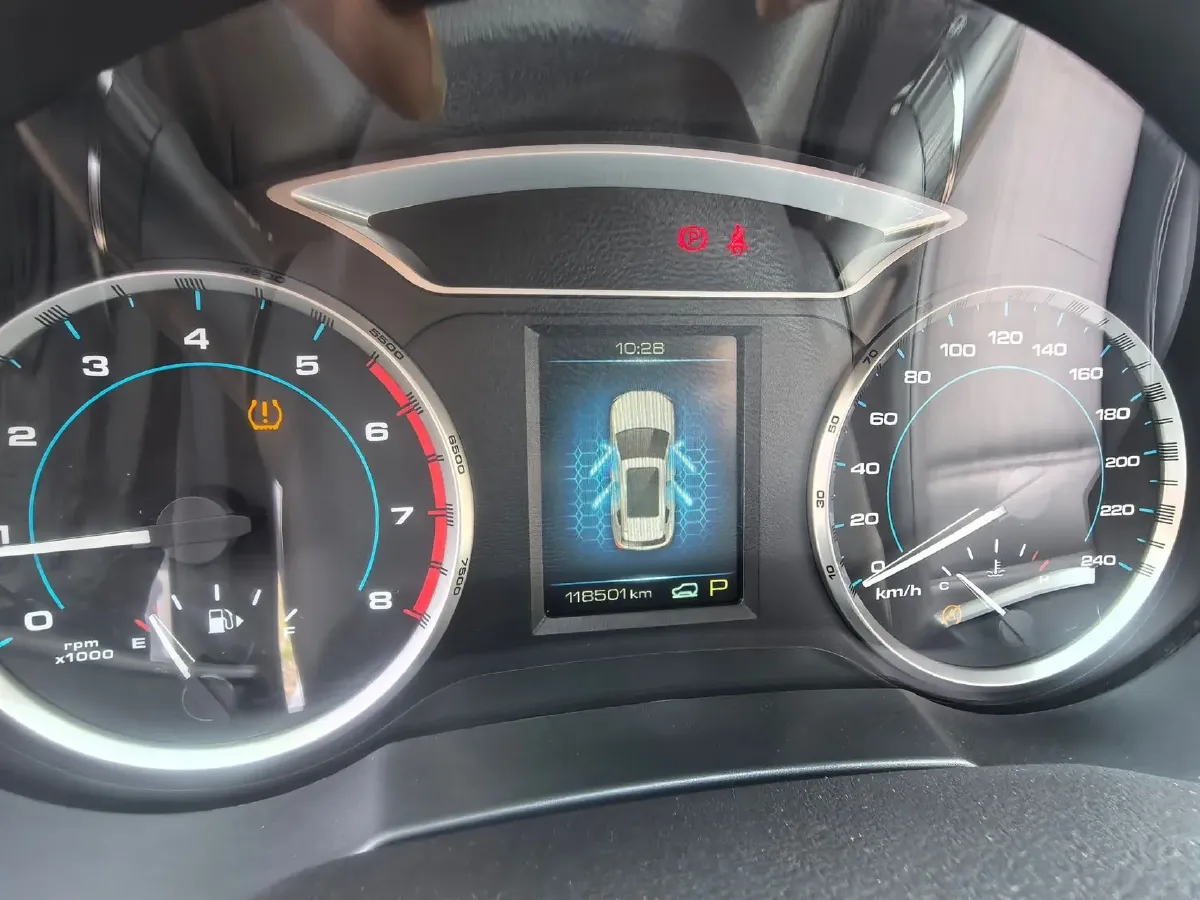 2016 Mitsubishi Outlander 2.0L 166HP L4 CVT,autocango,china used car exporter,china ev exporter,chinese used car exporter,chinese used ev exporter