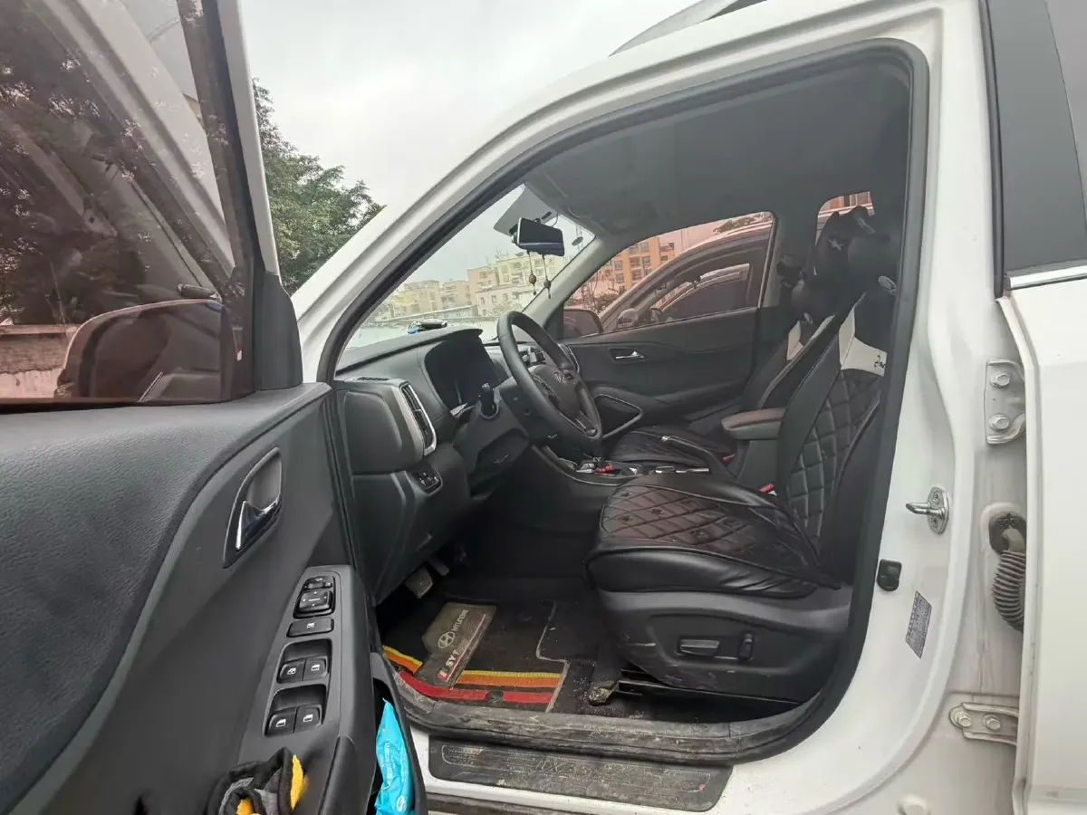 2018 Hyundai ix35 2.0L 160HP L4 6AT,autocango,china used car exporter,china ev exporter,chinese used car exporter,chinese used ev exporter