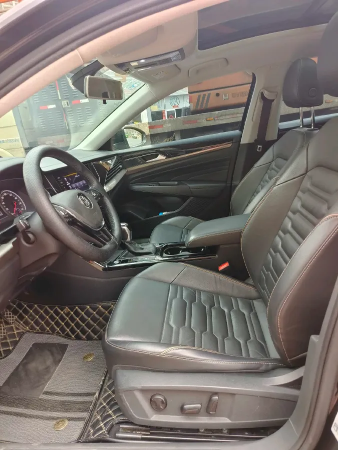 2019 Skoda Kodiak 2.0T 186HP L4 7DCT,autocango,china used car exporter,china ev exporter,chinese used car exporter,chinese used ev exporter