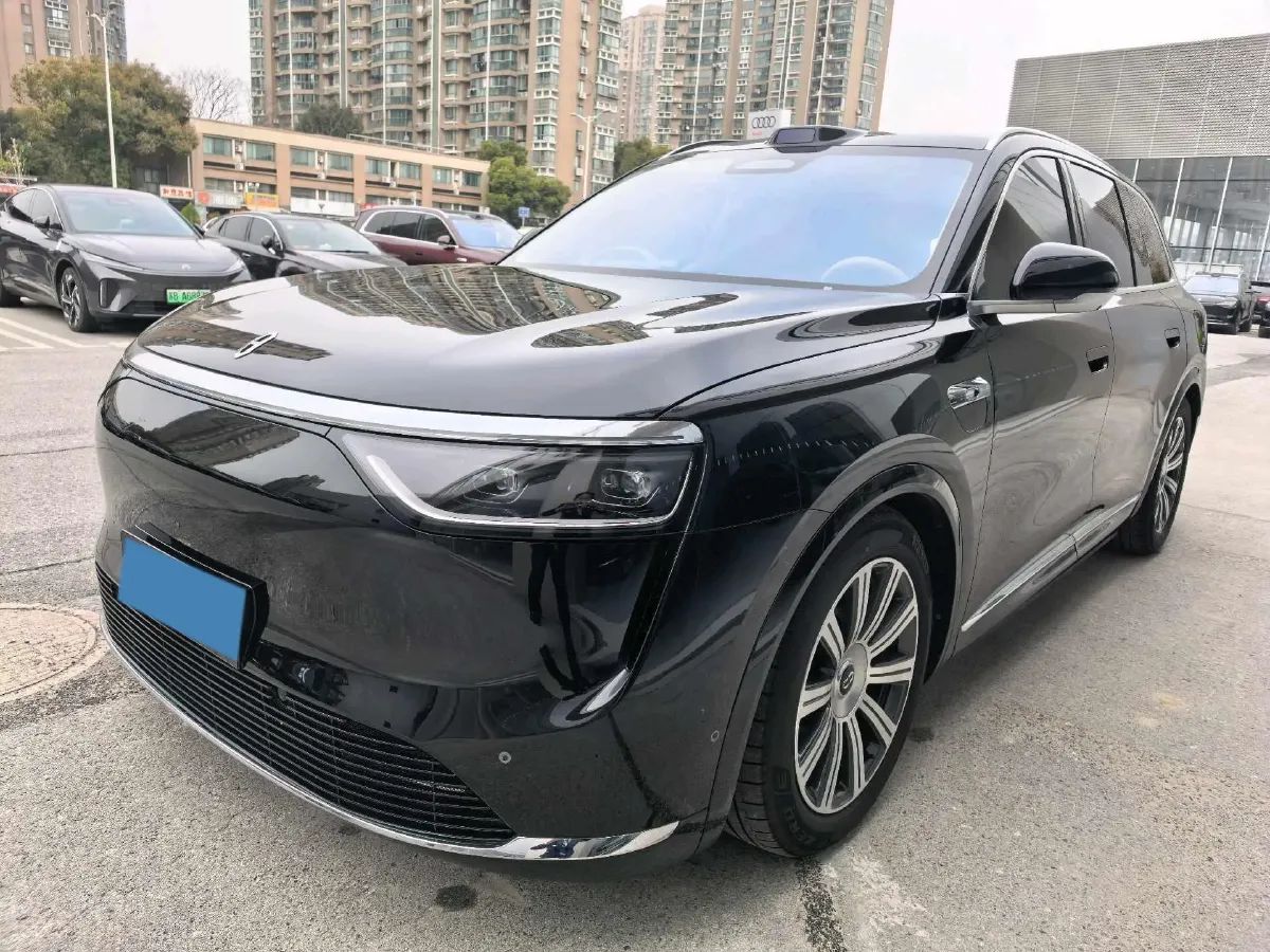 2025 AITO AITO M8 REEV 160HP REEV 53.4KWH,autocango,china used car exporter,china ev exporter,chinese used car exporter,chinese used ev exporter