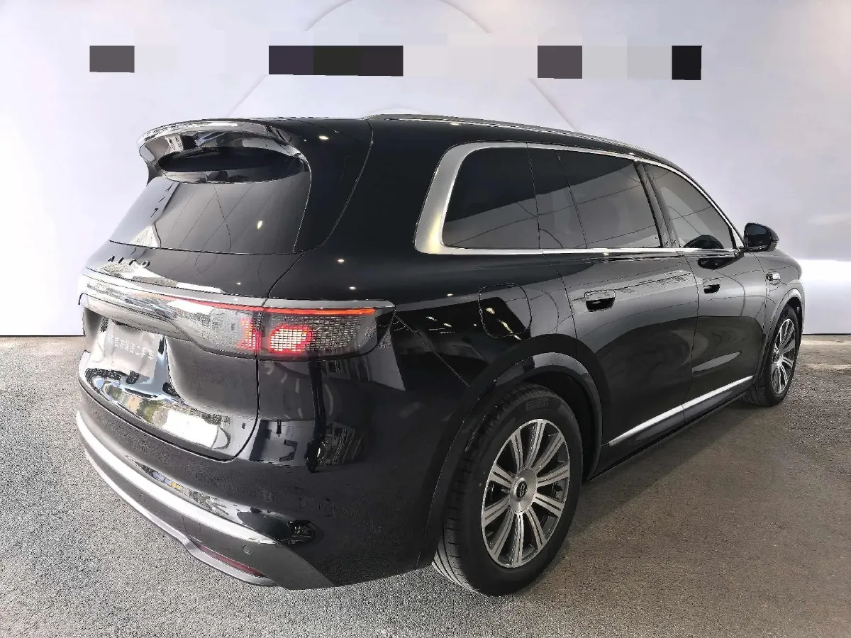 2025 AITO AITO M8 REEV 160HP REEV 53.4KWH,autocango,china used car exporter,china ev exporter,chinese used car exporter,chinese used ev exporter