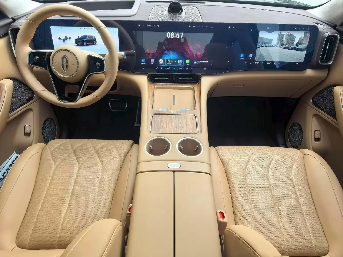 2025 AITO AITO M8 REEV 160HP REEV 53.4KWH,autocango,china used car exporter,china ev exporter,chinese used car exporter,chinese used ev exporter