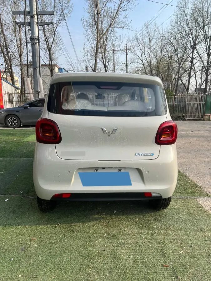 2025 WuLing HongGuang MINI EV BEV 16.2KWH,autocango,china used car exporter,china ev exporter,chinese used car exporter,chinese used ev exporter
