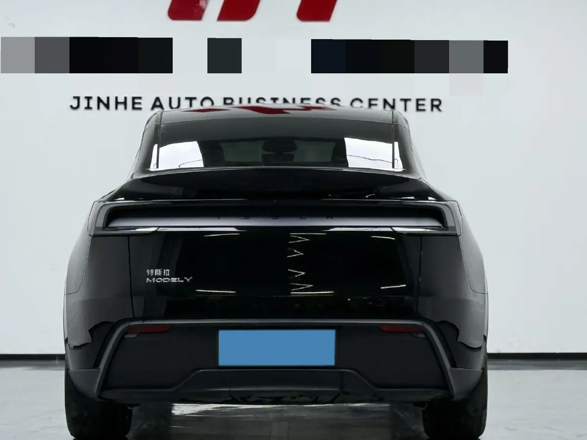 2025 Tesla Model Y BEV 62.5KWH,autocango,china used car exporter,china ev exporter,chinese used car exporter,chinese used ev exporter