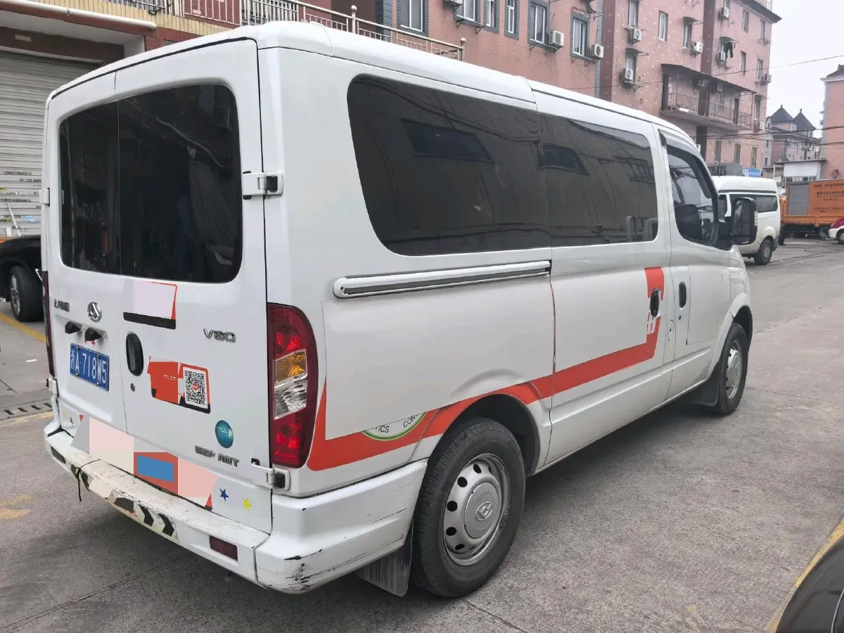 2021 MAXUS XinTu V80 2.0T 139HP L4 6MT,autocango,china used car exporter,china ev exporter,chinese used car exporter,chinese used ev exporter