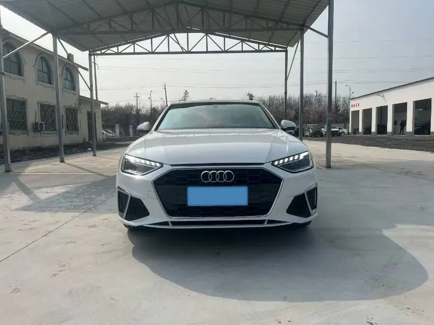 2020 Audi A4L 2.0T 190HP L4 7DCT,autocango,china used car exporter,china ev exporter,chinese used car exporter,chinese used ev exporter