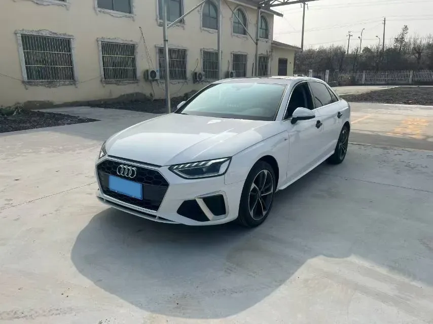 2020 Audi A4L 2.0T 190HP L4 7DCT,autocango,china used car exporter,china ev exporter,chinese used car exporter,chinese used ev exporter