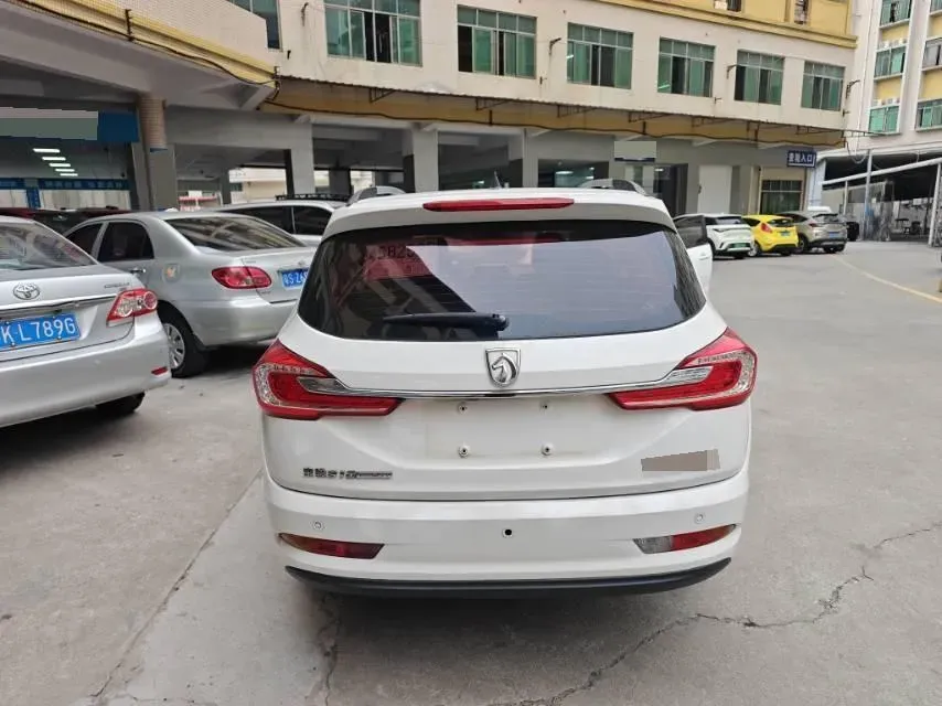 2018 BaoJun 360 1.5L 112HP L4 6MT,autocango,china used car exporter,china ev exporter,chinese used car exporter,chinese used ev exporter
