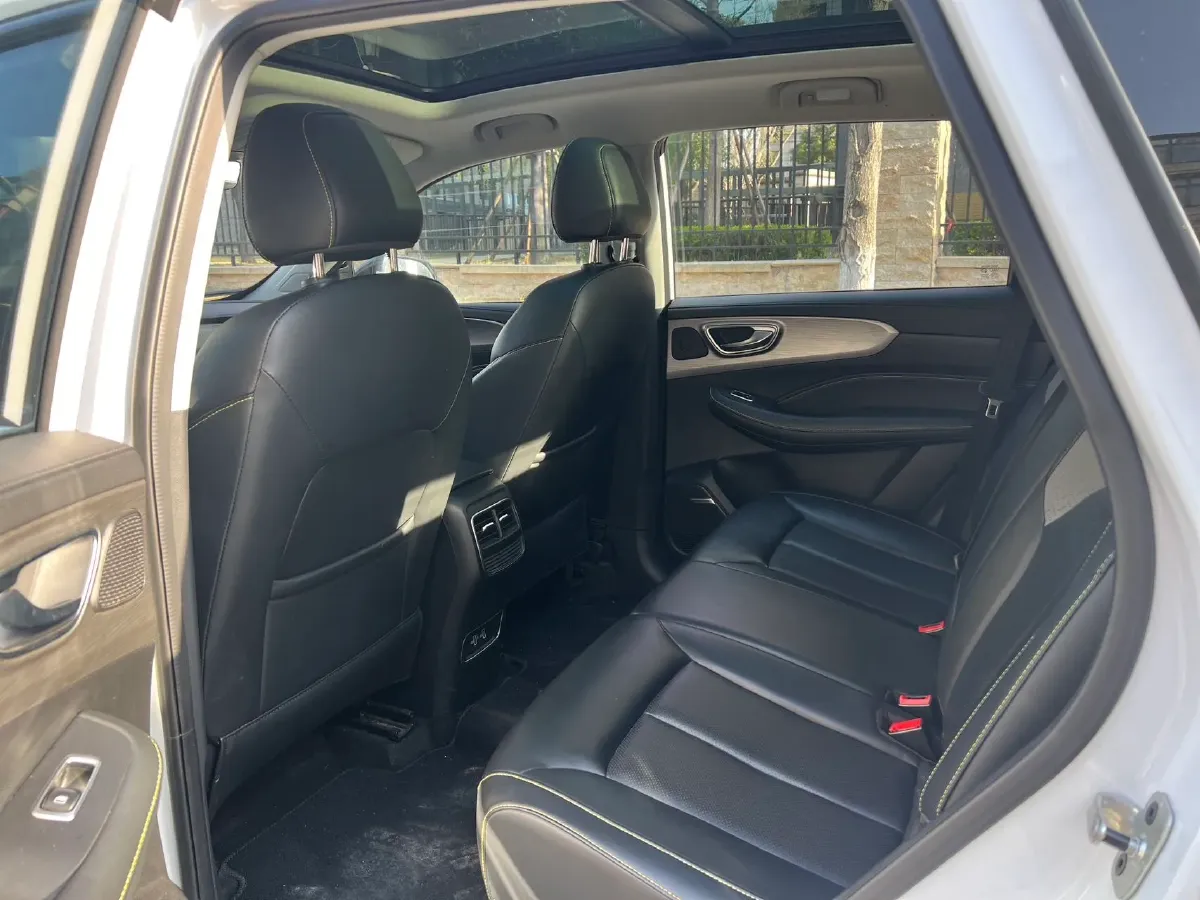 2020 Roewe RX5 1.5T 173HP L4 7DCT,autocango,china used car exporter,china ev exporter,chinese used car exporter,chinese used ev exporter