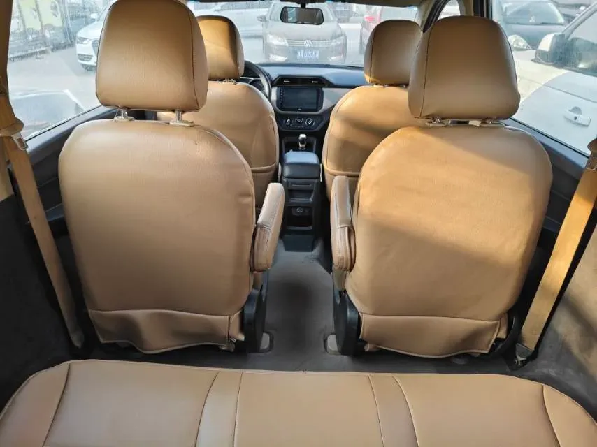2019 WuLing HongGuang 1.5L 99HP L4 6MT,autocango,china used car exporter,china ev exporter,chinese used car exporter,chinese used ev exporter