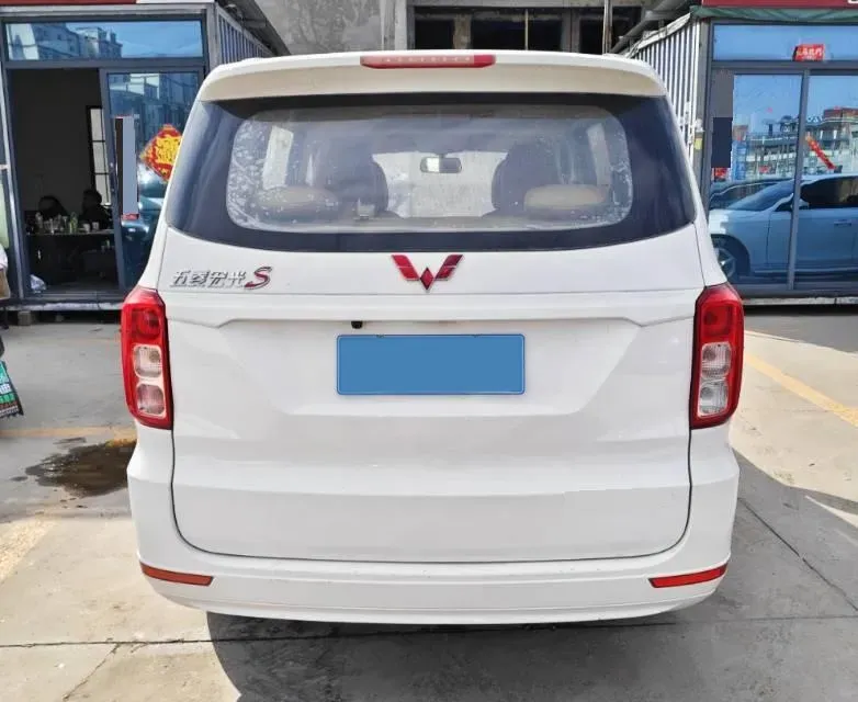 2019 WuLing HongGuang 1.5L 99HP L4 6MT,autocango,china used car exporter,china ev exporter,chinese used car exporter,chinese used ev exporter