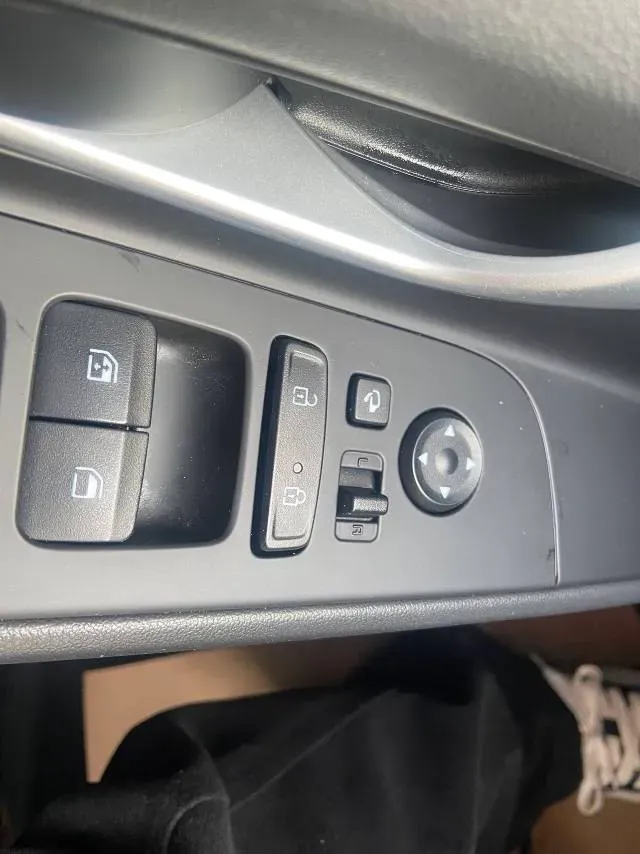 2021 Hyundai Elantra 1.5L 115HP L4 CVT,autocango,china used car exporter,china ev exporter,chinese used car exporter,chinese used ev exporter