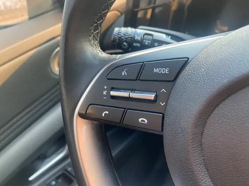 2021 Hyundai Elantra 1.5L 115HP L4 CVT,autocango,china used car exporter,china ev exporter,chinese used car exporter,chinese used ev exporter