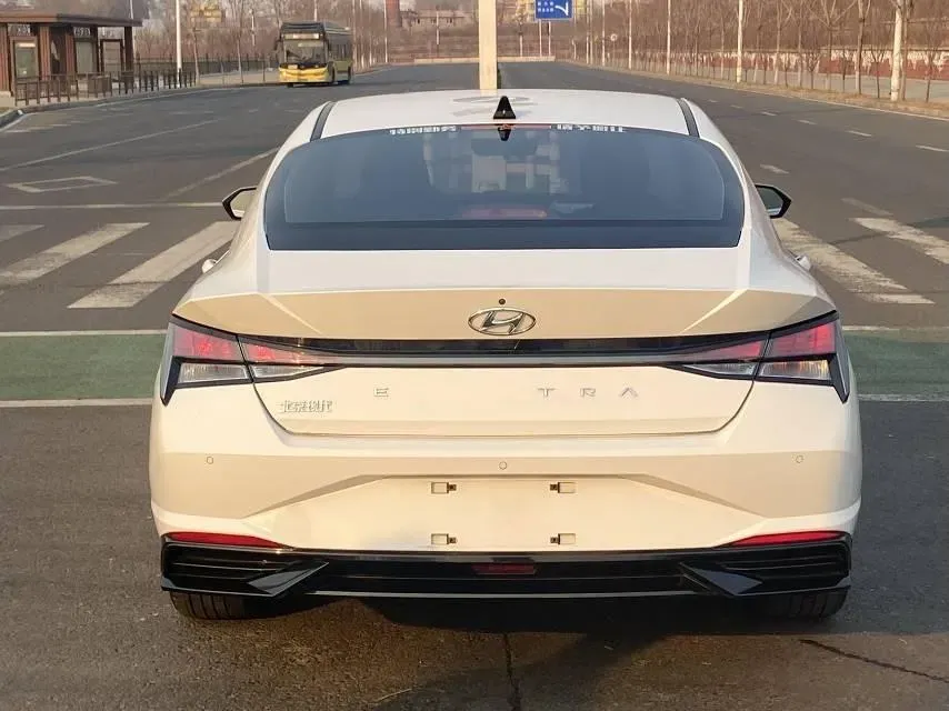 2021 Hyundai Elantra 1.5L 115HP L4 CVT,autocango,china used car exporter,china ev exporter,chinese used car exporter,chinese used ev exporter