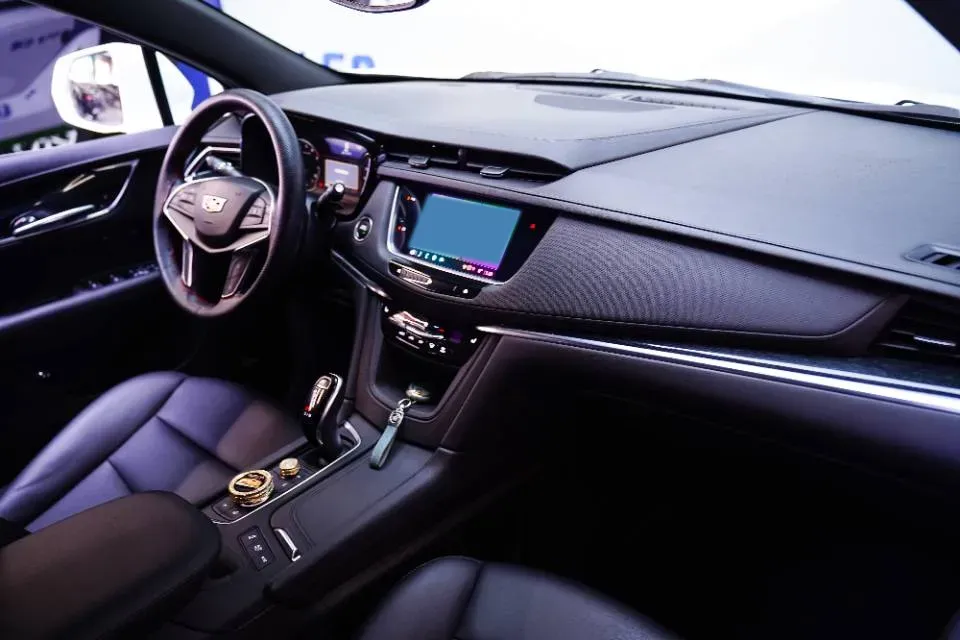 2021 Cadillac XT5 2.0T 237HP L4 9AT,autocango,china used car exporter,china ev exporter,chinese used car exporter,chinese used ev exporter