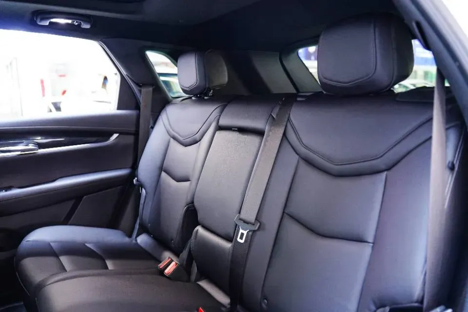 2021 Cadillac XT5 2.0T 237HP L4 9AT,autocango,china used car exporter,china ev exporter,chinese used car exporter,chinese used ev exporter