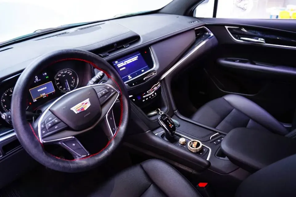 2021 Cadillac XT5 2.0T 237HP L4 9AT,autocango,china used car exporter,china ev exporter,chinese used car exporter,chinese used ev exporter